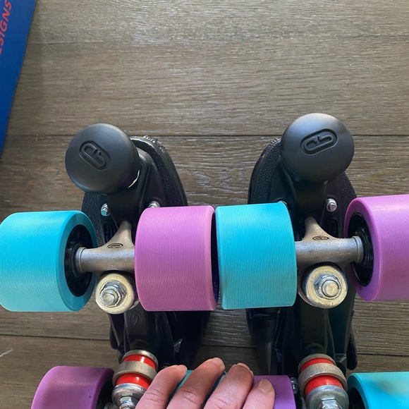 Riedell R3 Demon Roller Skate Set - Picture 10 of 10